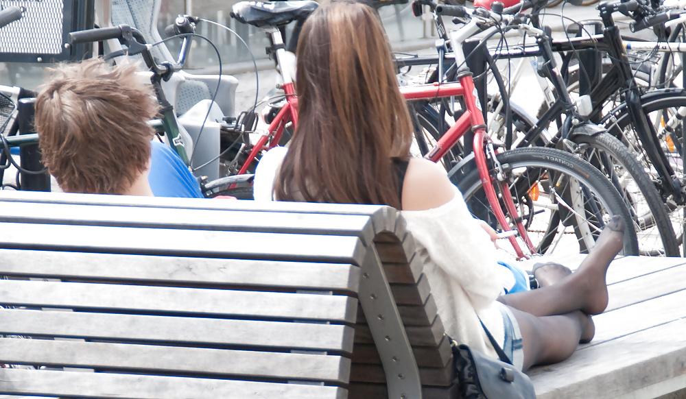 13P Candid pantyhose feet and flats in the city