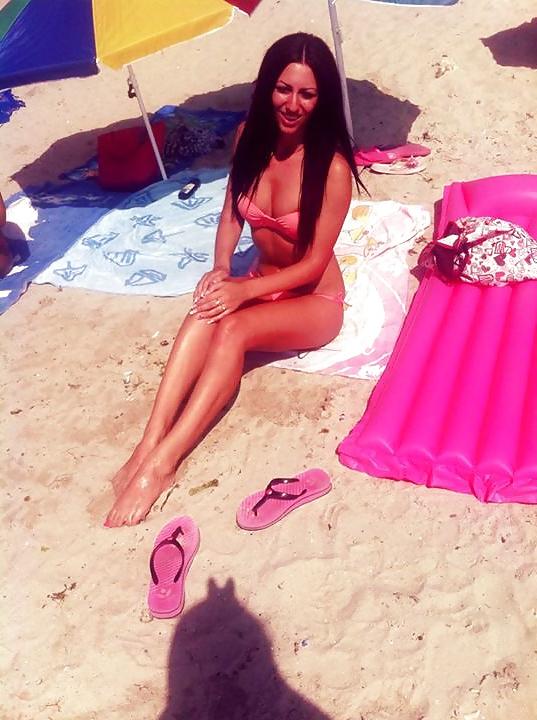 19P Hot Long Legged Girl