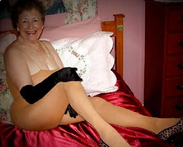 21P granny sheila from the USA