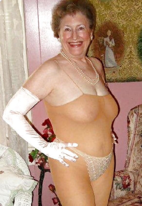 21P granny sheila from the USA