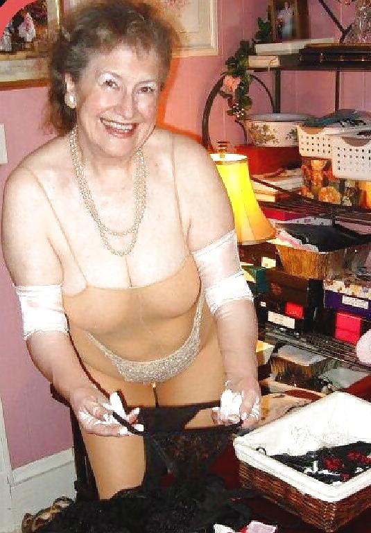 21P granny sheila from the USA