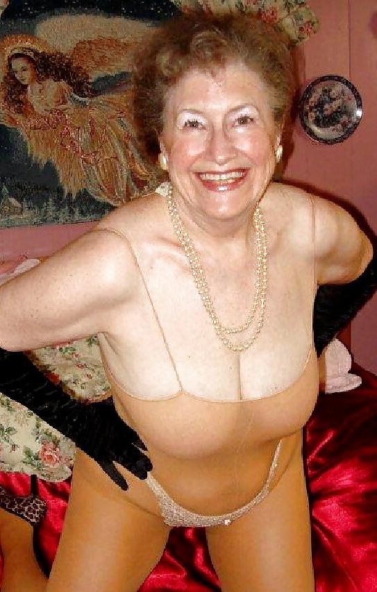 21P granny sheila from the USA