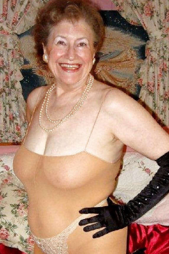 21P granny sheila from the USA