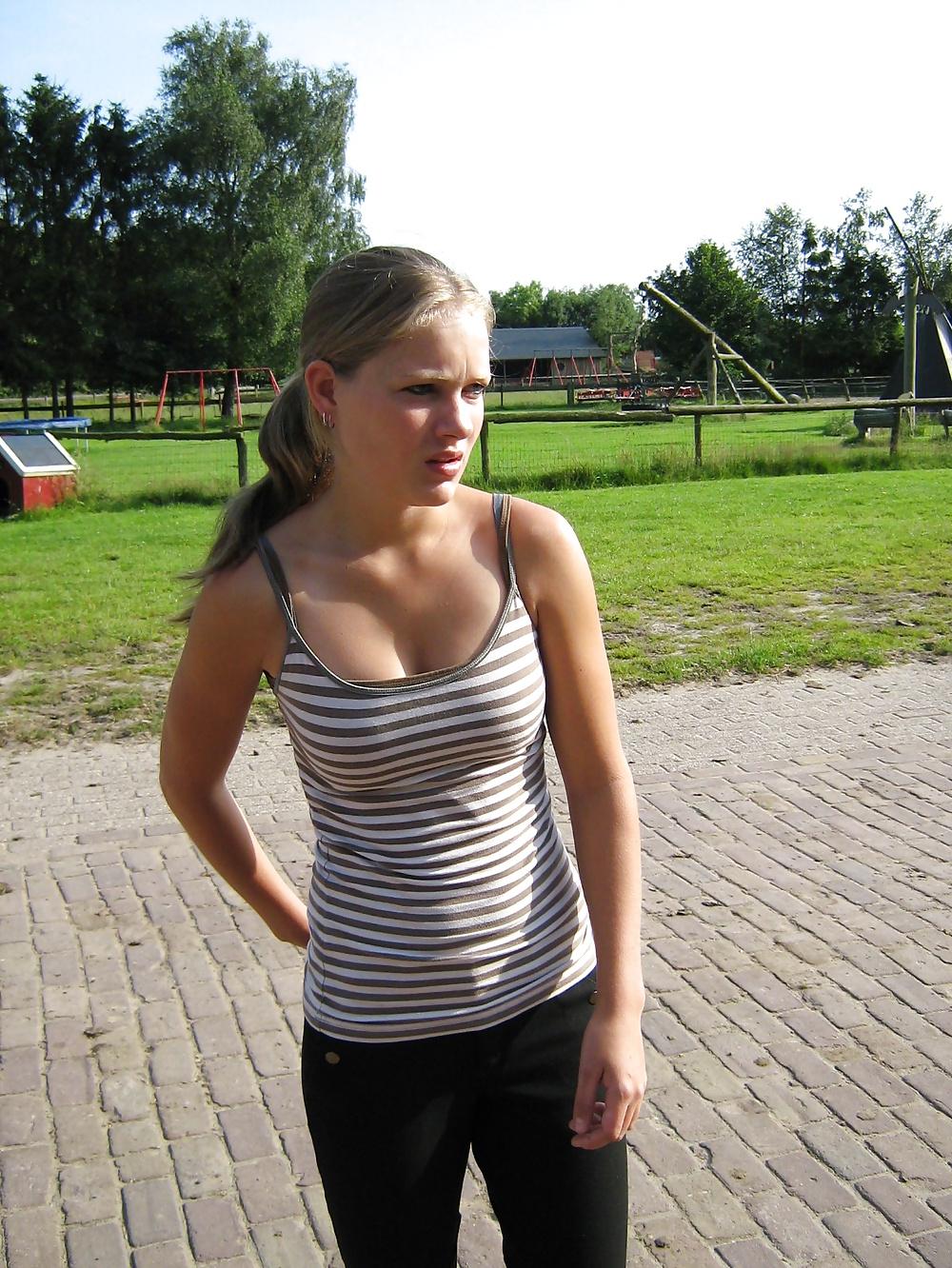 12P Dutch girls 5