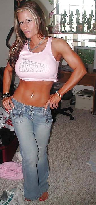 14P Nikki Warner - female bodybuilder