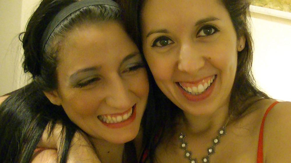 19P Gloria Parque y Luisana - Gardelhat girls - Argentina