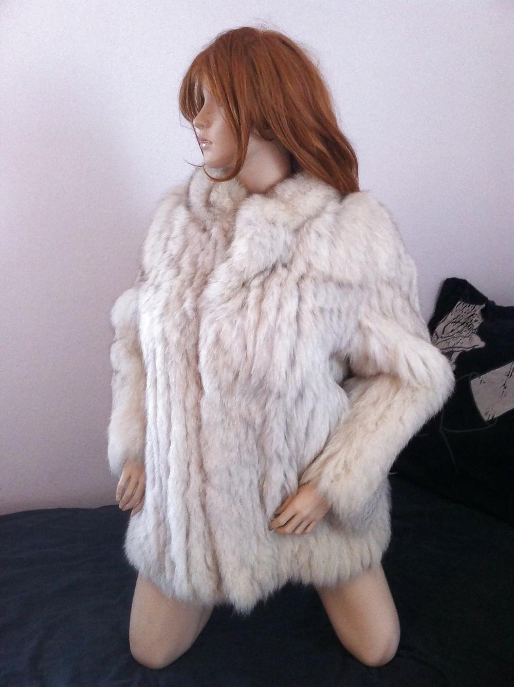 25P Fur Doll