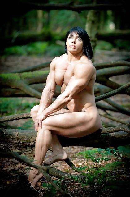 14P Rene Campbell - female bodybuilder