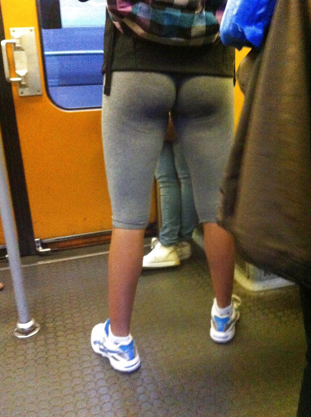 25P Best fucking ass i ever saw in the metro