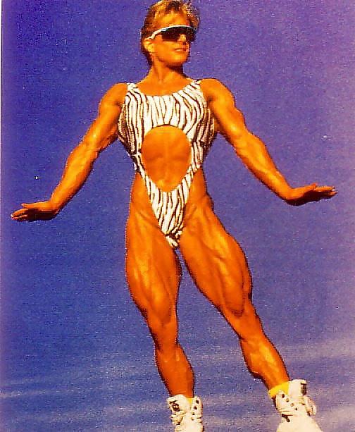 21P Sue Price  - female bodybuilder