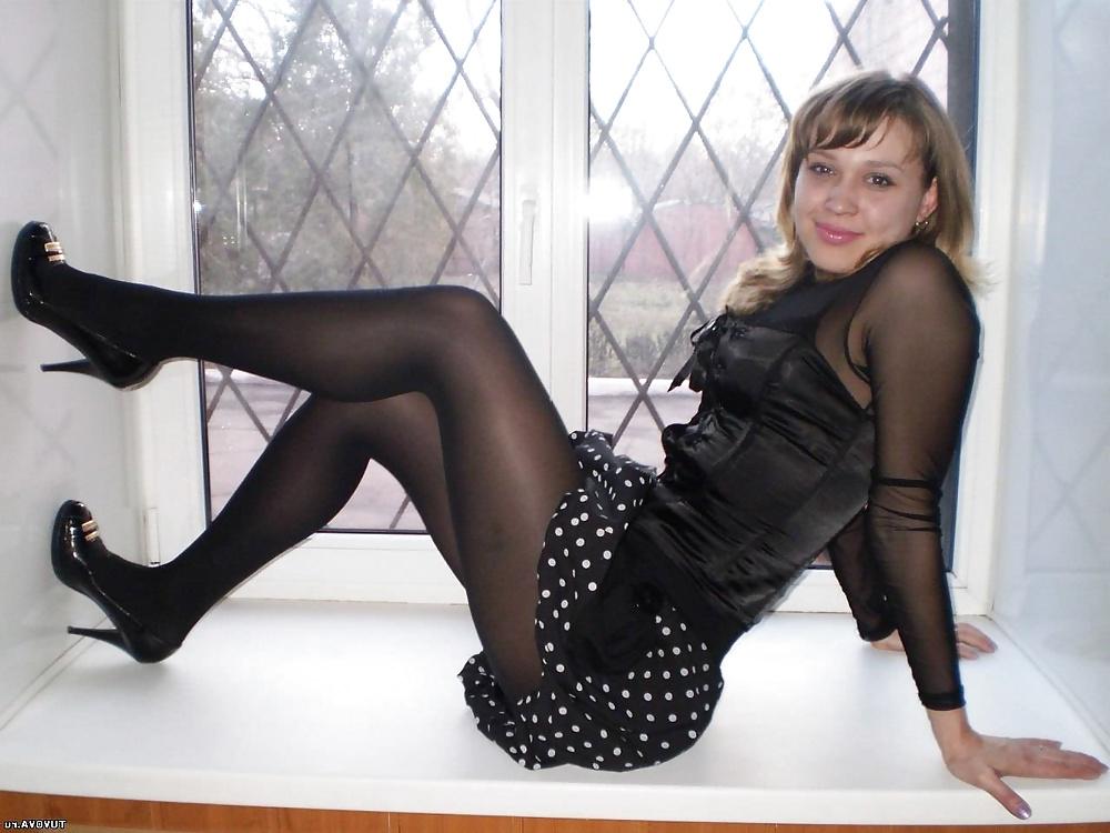 25P 100 Stockings ,tights and high heels 5