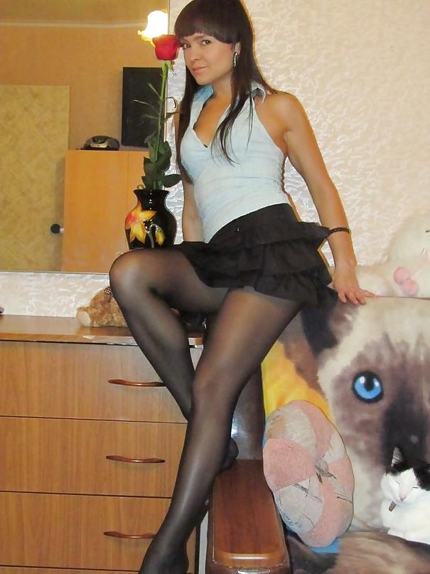 25P 100 Stockings ,tights and high heels 5