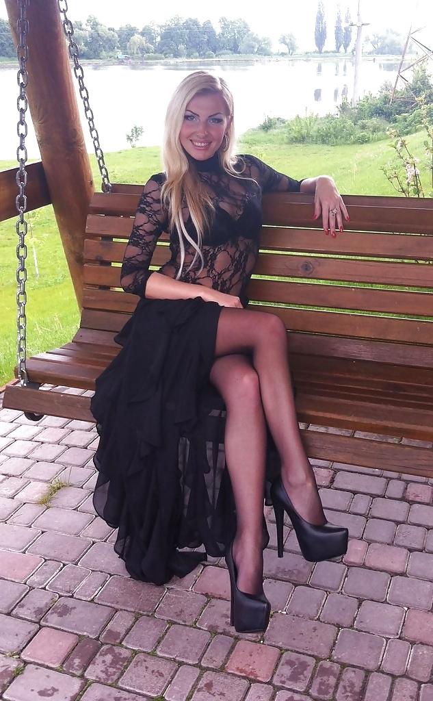 25P 100 Stockings ,tights and high heels 5