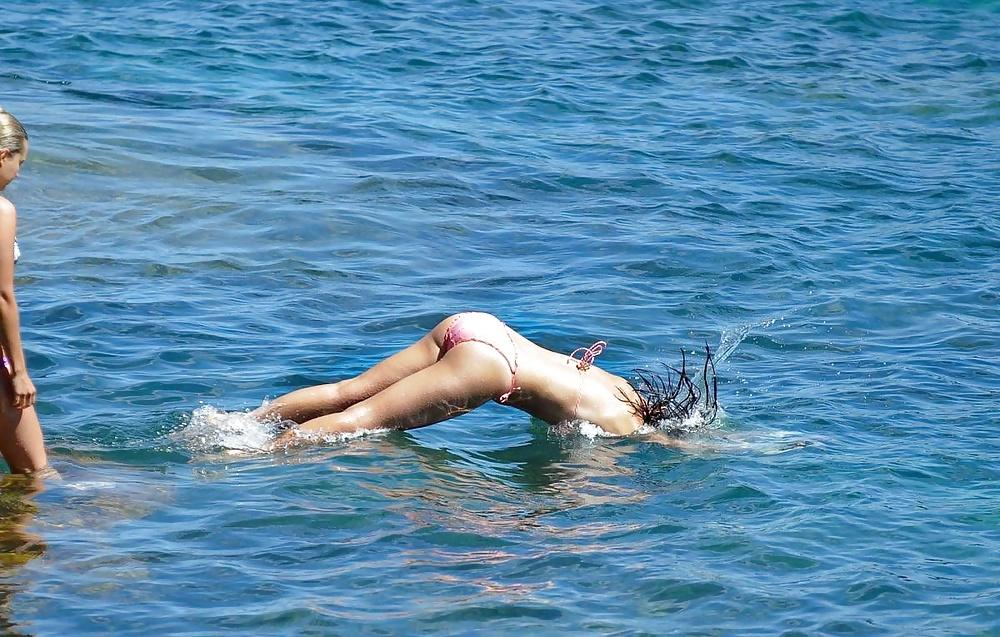 25P Demi Harman (Aussie actress in 'Home and Away')