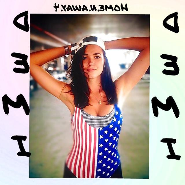 25P Demi Harman (Aussie actress in 'Home and Away')
