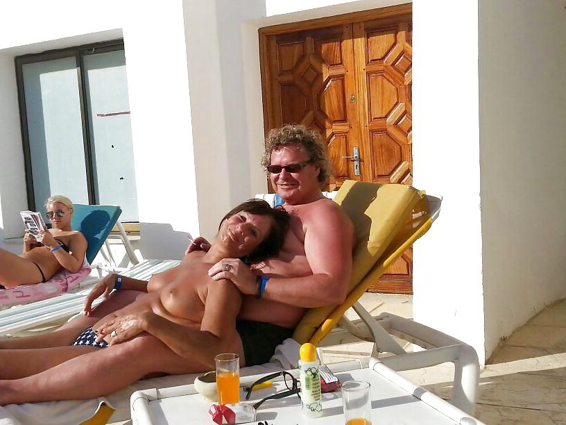7P Dutch MILF On Vacation