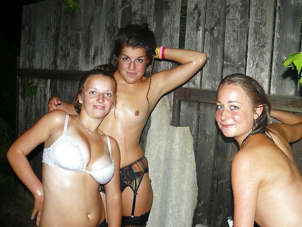 25P Topless Pool Party 2