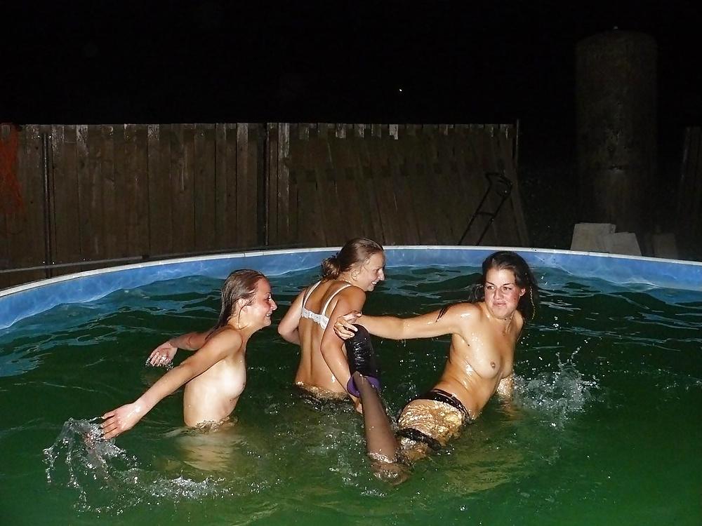 25P Topless Pool Party 2
