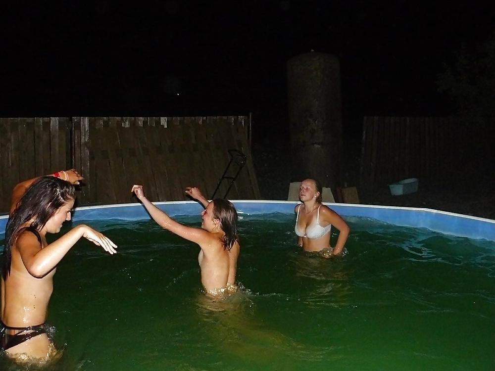 25P Topless Pool Party 2