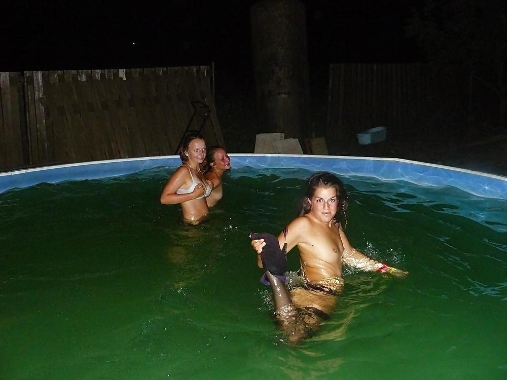 25P Topless Pool Party 2