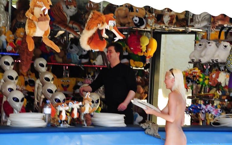 25P Amusement park 2