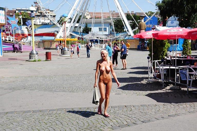 25P Amusement park 2