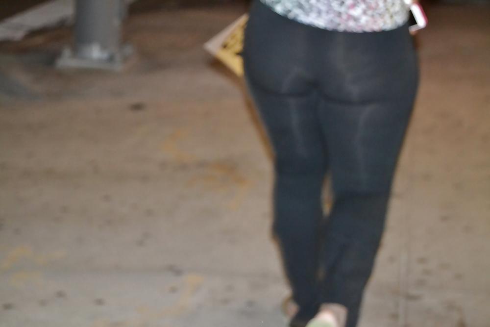 18P Random big ebony street asses(hidden cam)