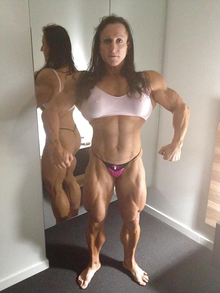 17P Christine Envall - female bodybuilder