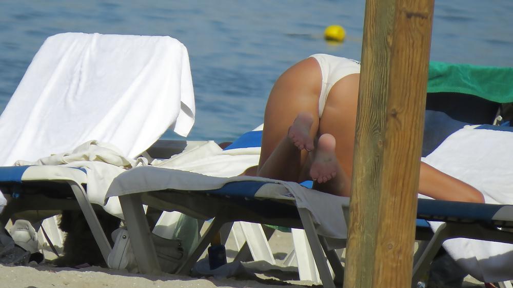 23P Holiday Voyeur 5