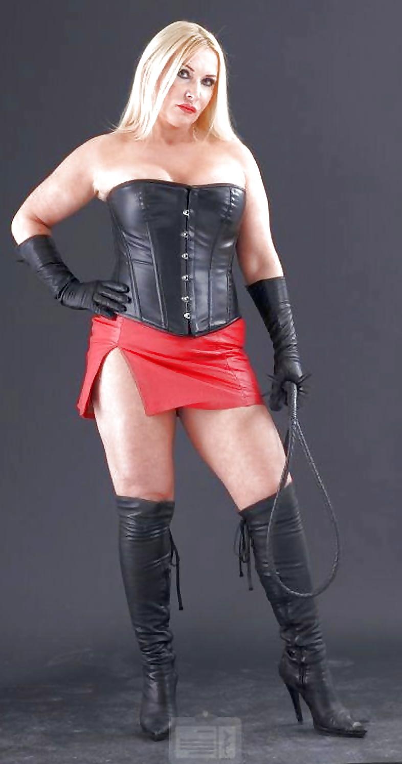 25P Divas of domination 1
