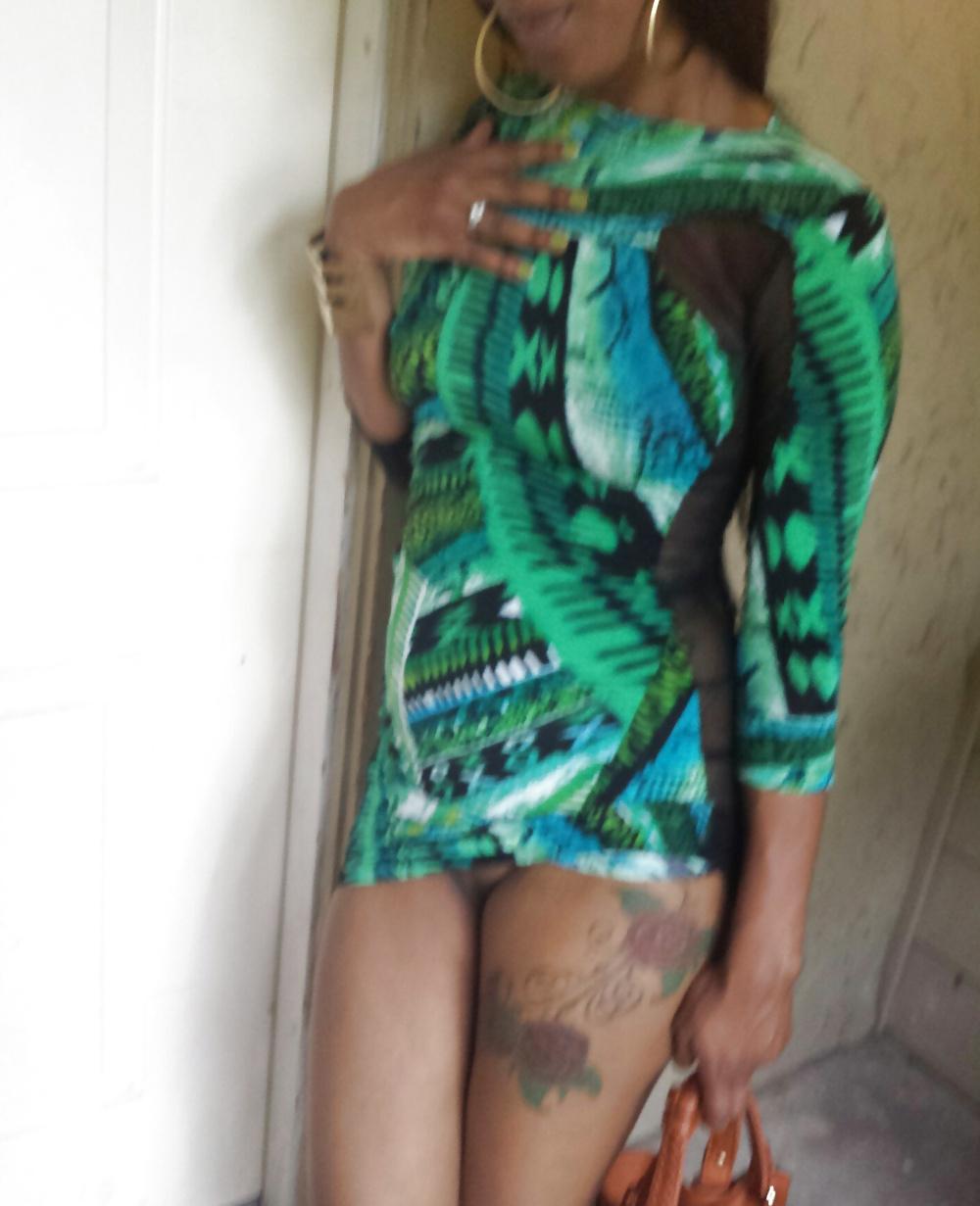 19P Wife upskirt no panties after party