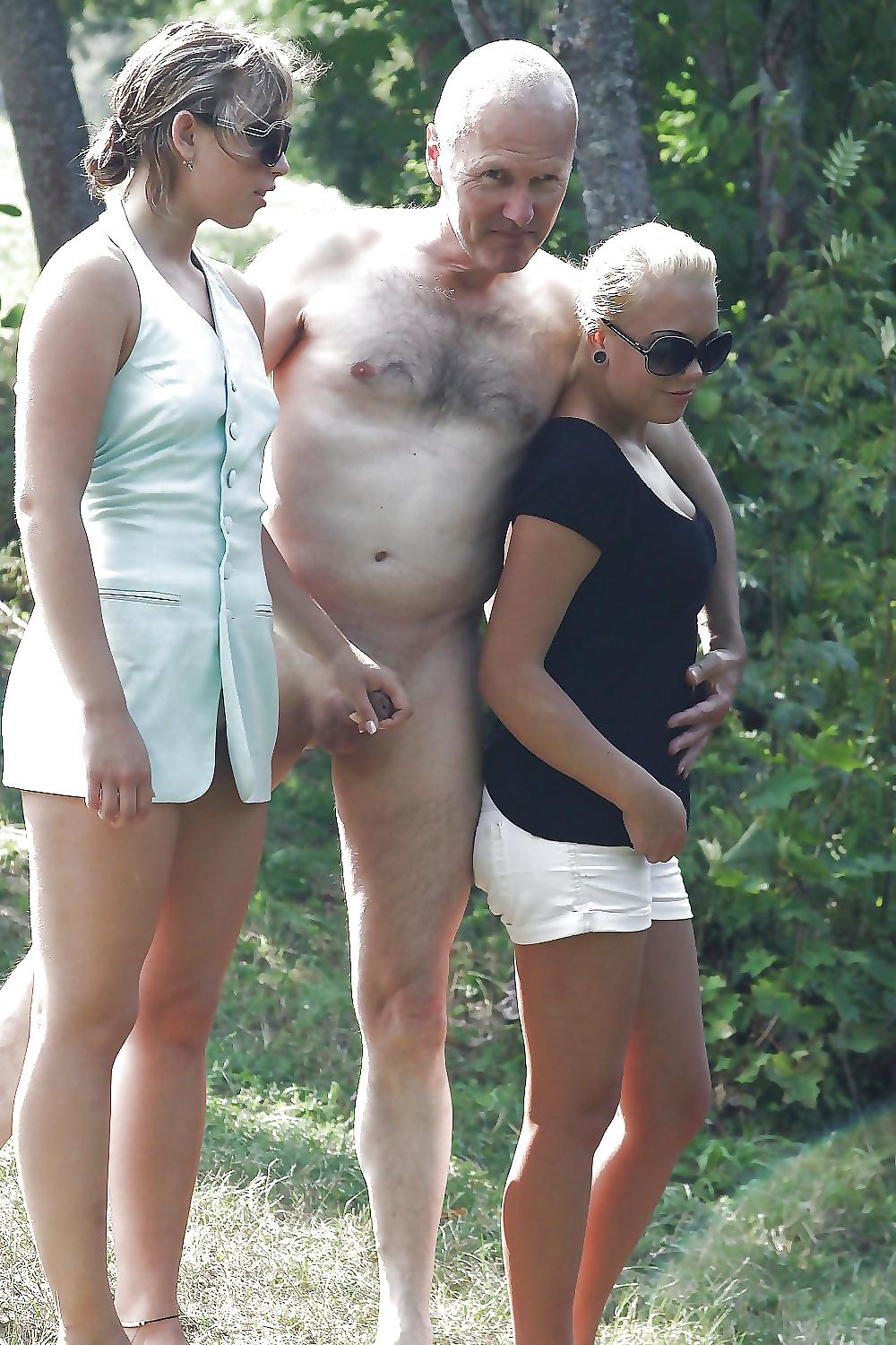 14P Naked men are just for women's fun