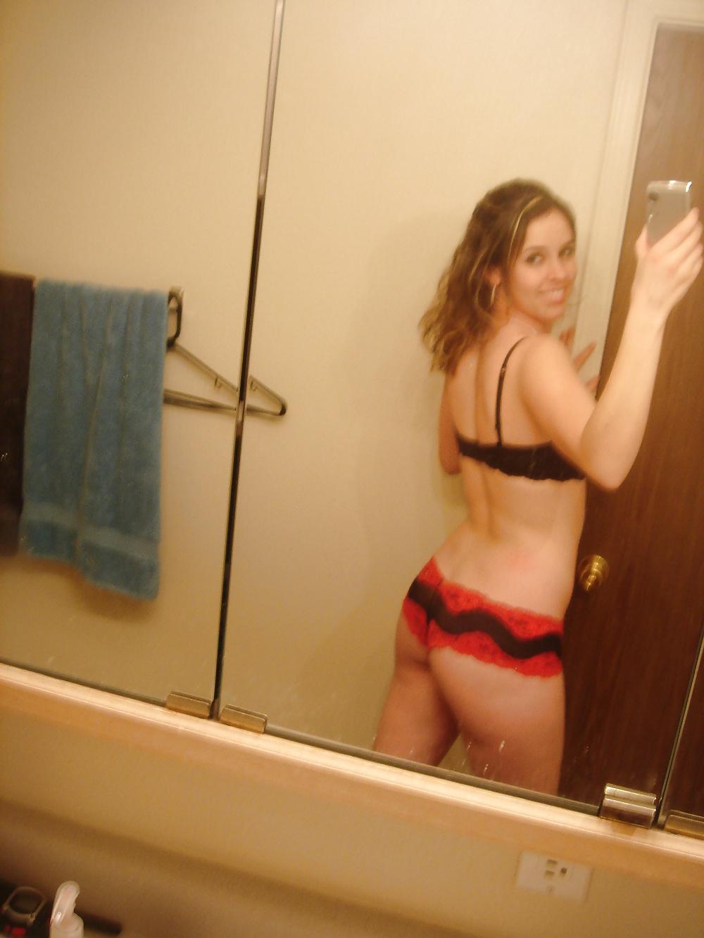 25P Carrie From New Mexico Shows Her Perfect Cunt And Asshole