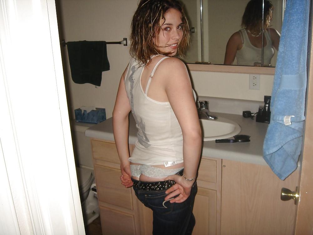 25P Carrie From New Mexico Shows Her Perfect Cunt And Asshole