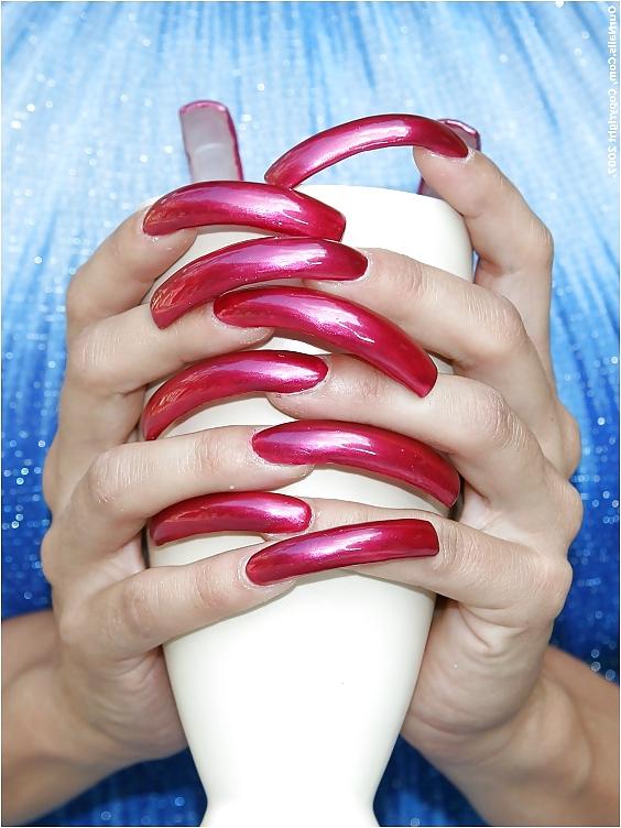25P Long Fingernails Nov...2014