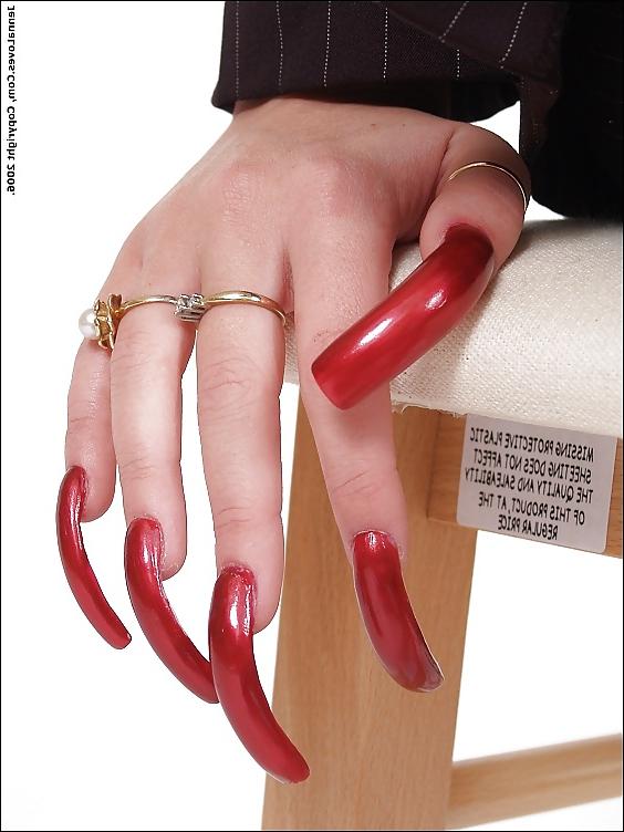 25P Long Fingernails Nov...2014