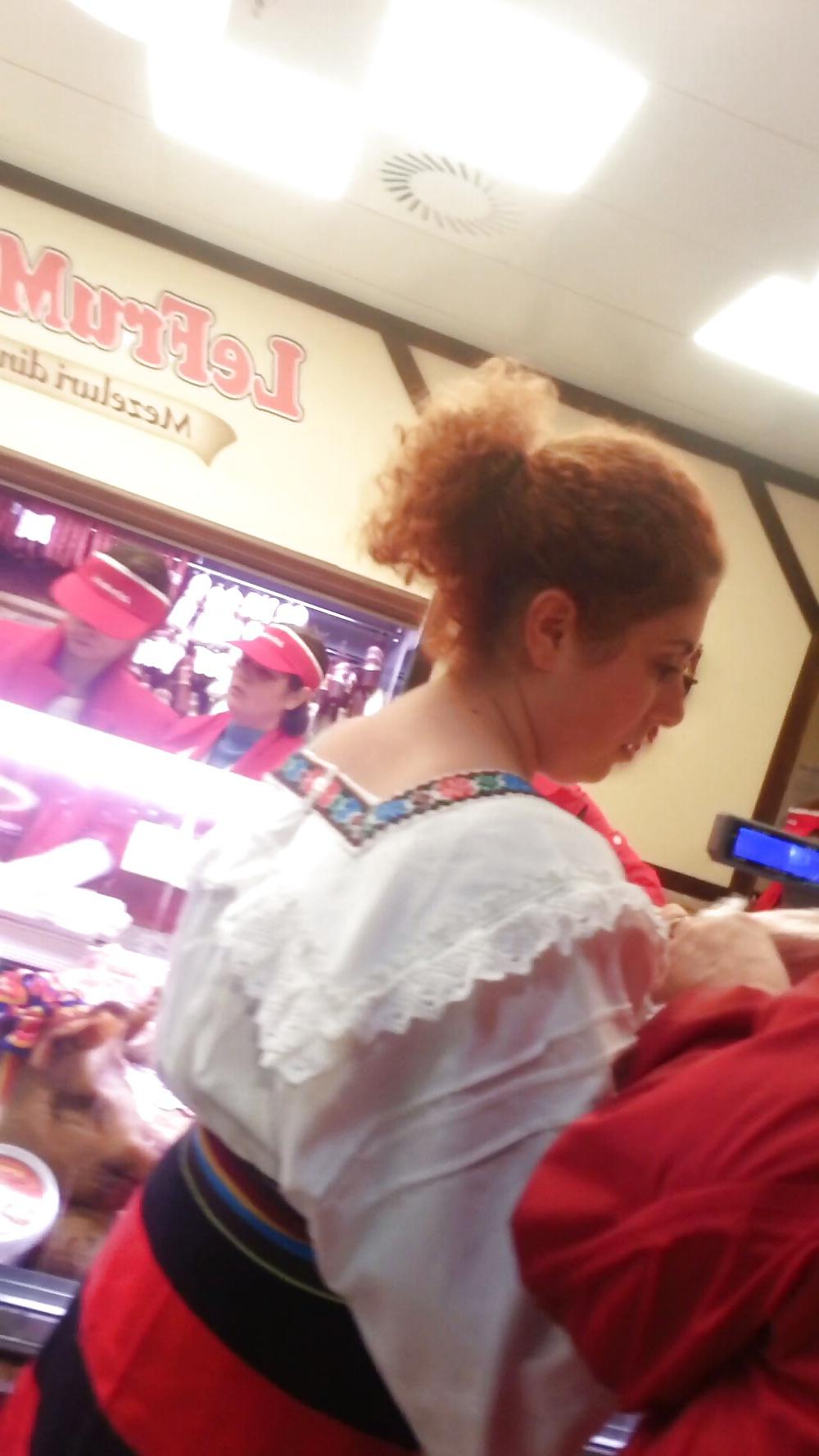 23P Spy old + young women in supermarket romanian