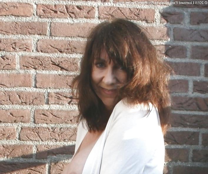 25P Dutch milf Celine