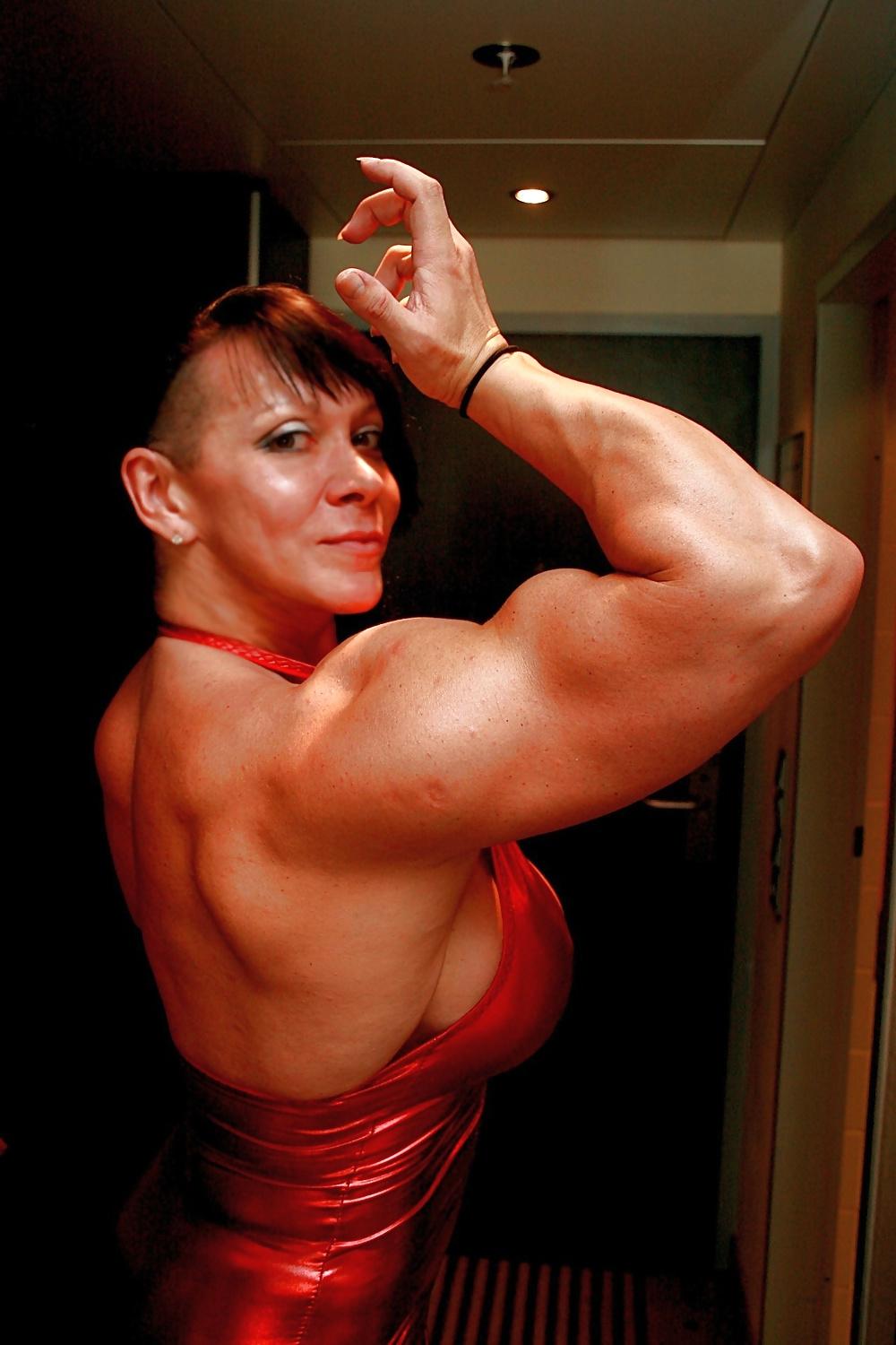 25P Jana Linke Sippl - female bodybuilder