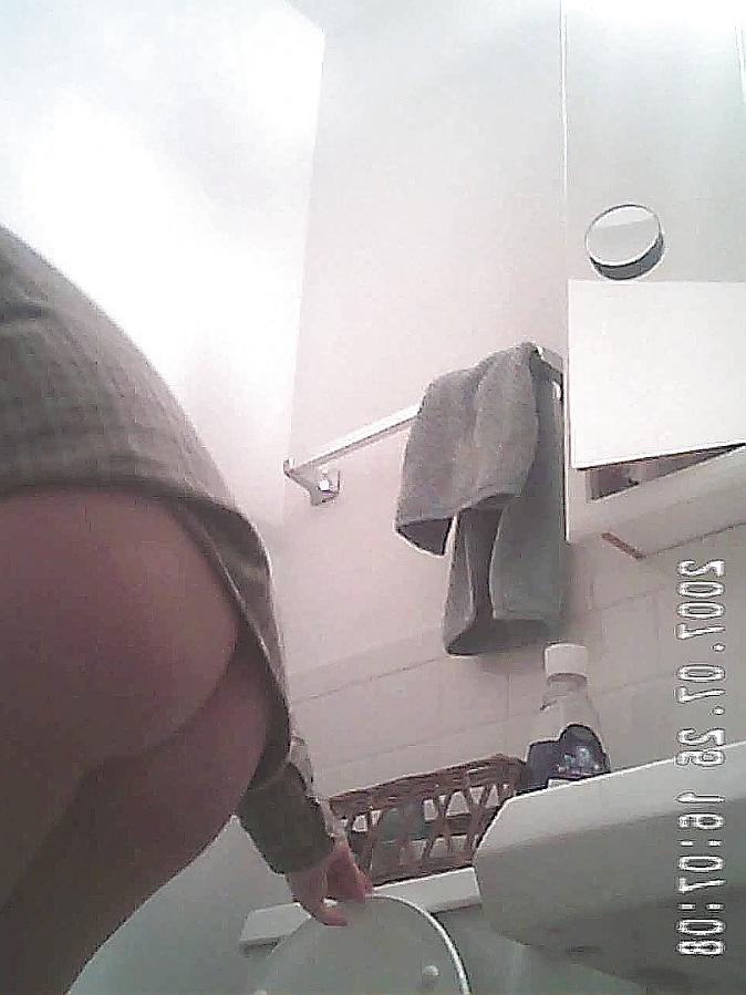 25P Spied on college chick begging to be ass fucked