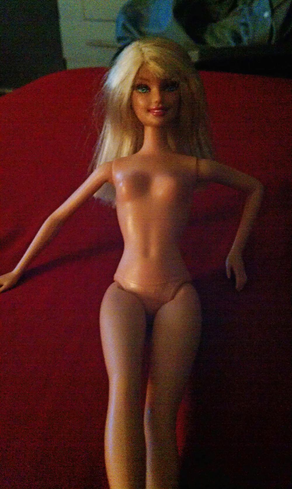 8P Journalism Barbie Doll