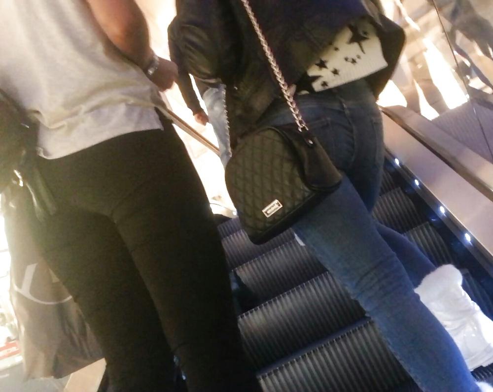 20P Spy in mall sexy teens romanian