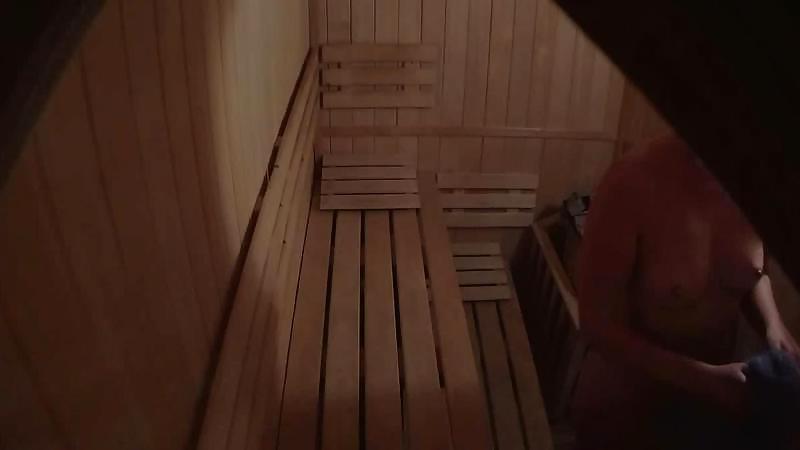 20P Spy sauna4