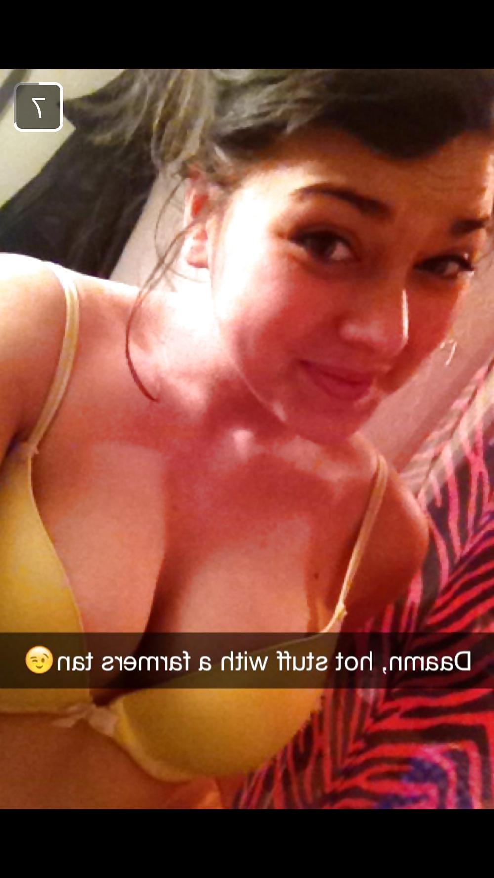 15P Amateur Wives Share Photos 2