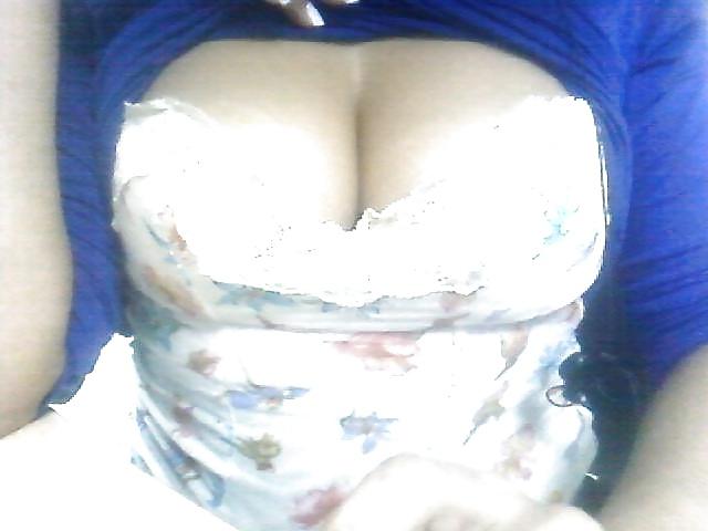 15P Webcam and pics ... moroccan girl (1)