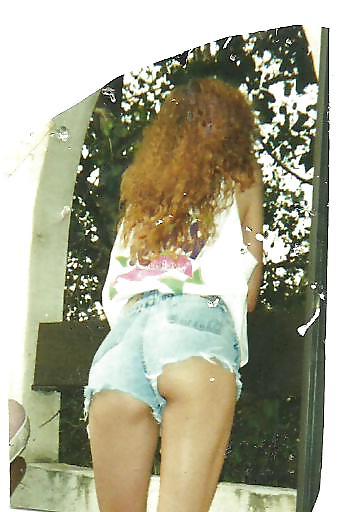 10P Girls Lovers and Freaks