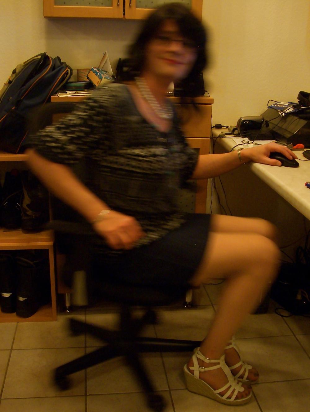 25P Ich mal wieder im Treppenhaus und vor dem PC