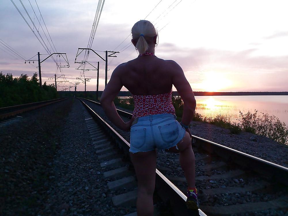 25P Russian Amateur Bodybuilder