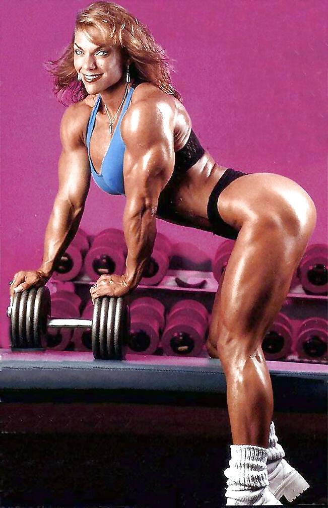 18P Suzan Kaminga - female bodybuilder