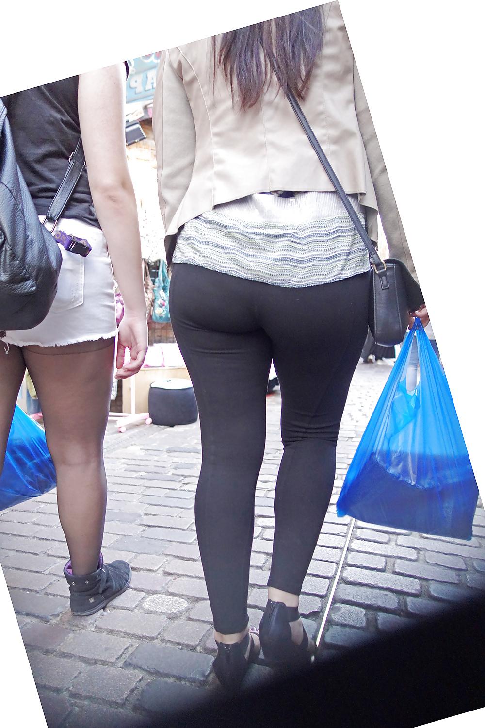 12P Black round candid ass